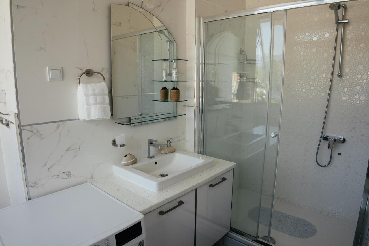 Luxury Apartment Будва Екстер'єр фото